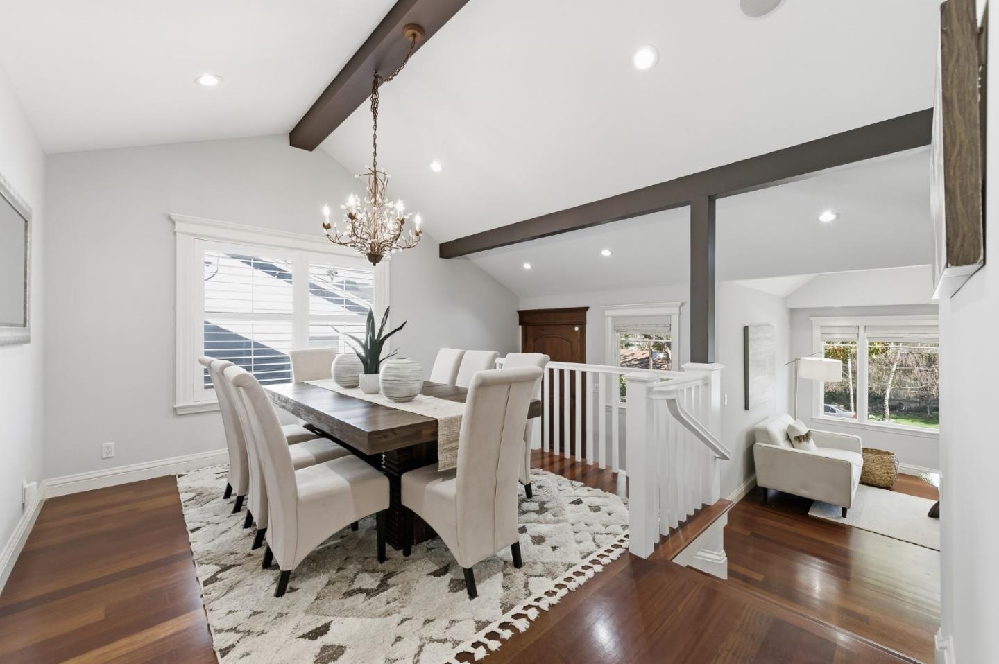 Detail Gallery Image 4 of 24 For 26 Beverly Dr, San Carlos,  CA 94070 - 3 Beds | 2/1 Baths