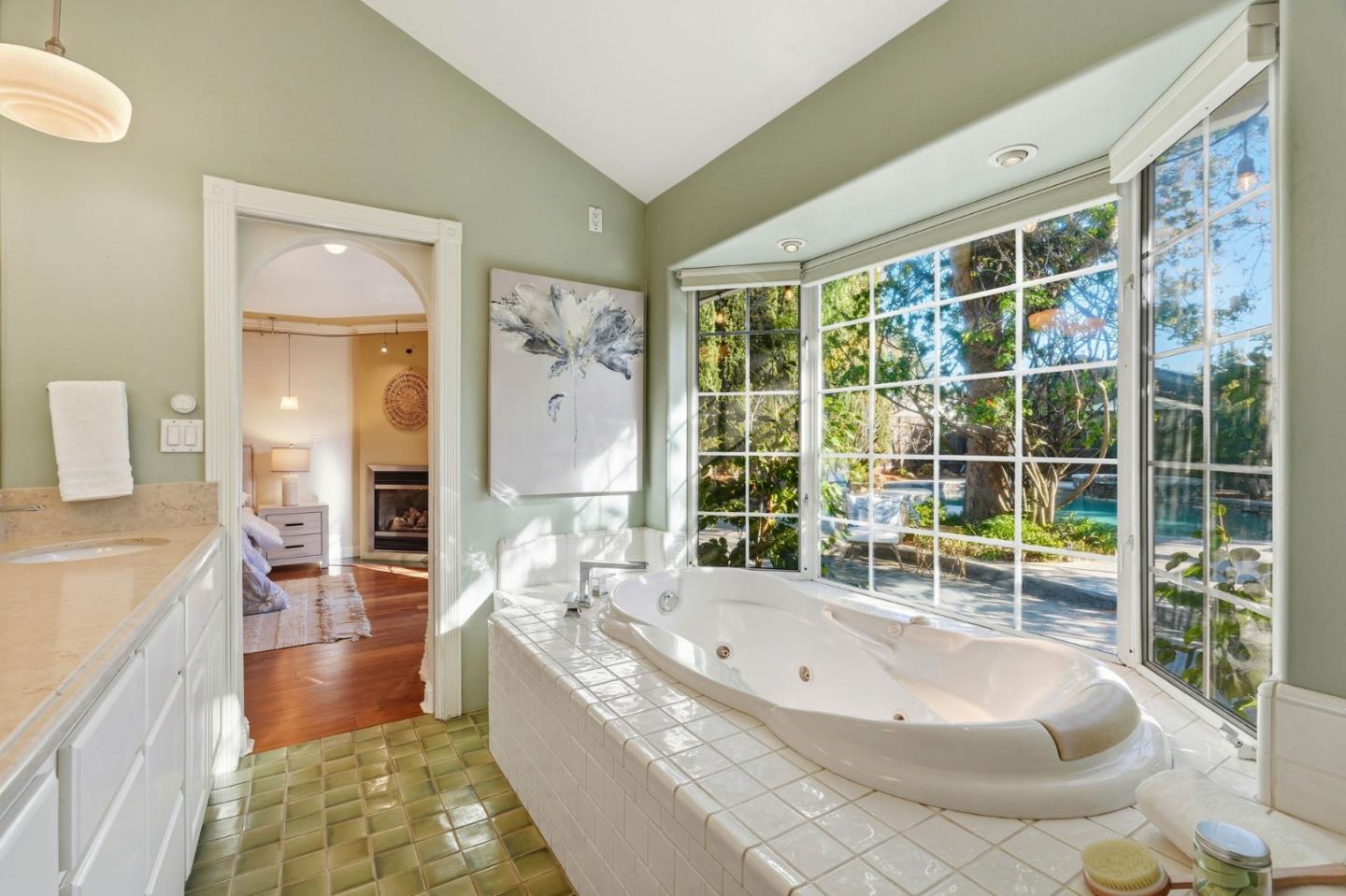 Detail Gallery Image 17 of 52 For 404 Shamrock Dr, Campbell,  CA 95008 - 4 Beds | 3 Baths