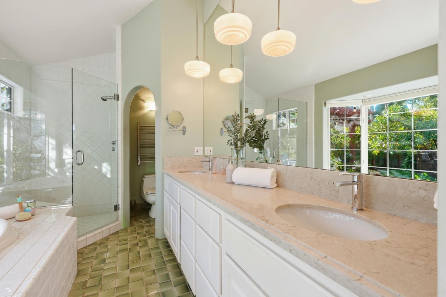 Detail Gallery Image 18 of 52 For 404 Shamrock Dr, Campbell,  CA 95008 - 4 Beds | 3 Baths