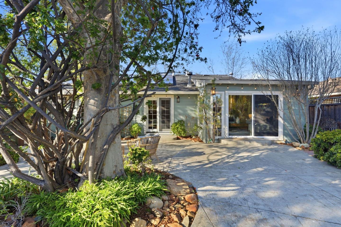 Detail Gallery Image 24 of 52 For 404 Shamrock Dr, Campbell,  CA 95008 - 4 Beds | 3 Baths