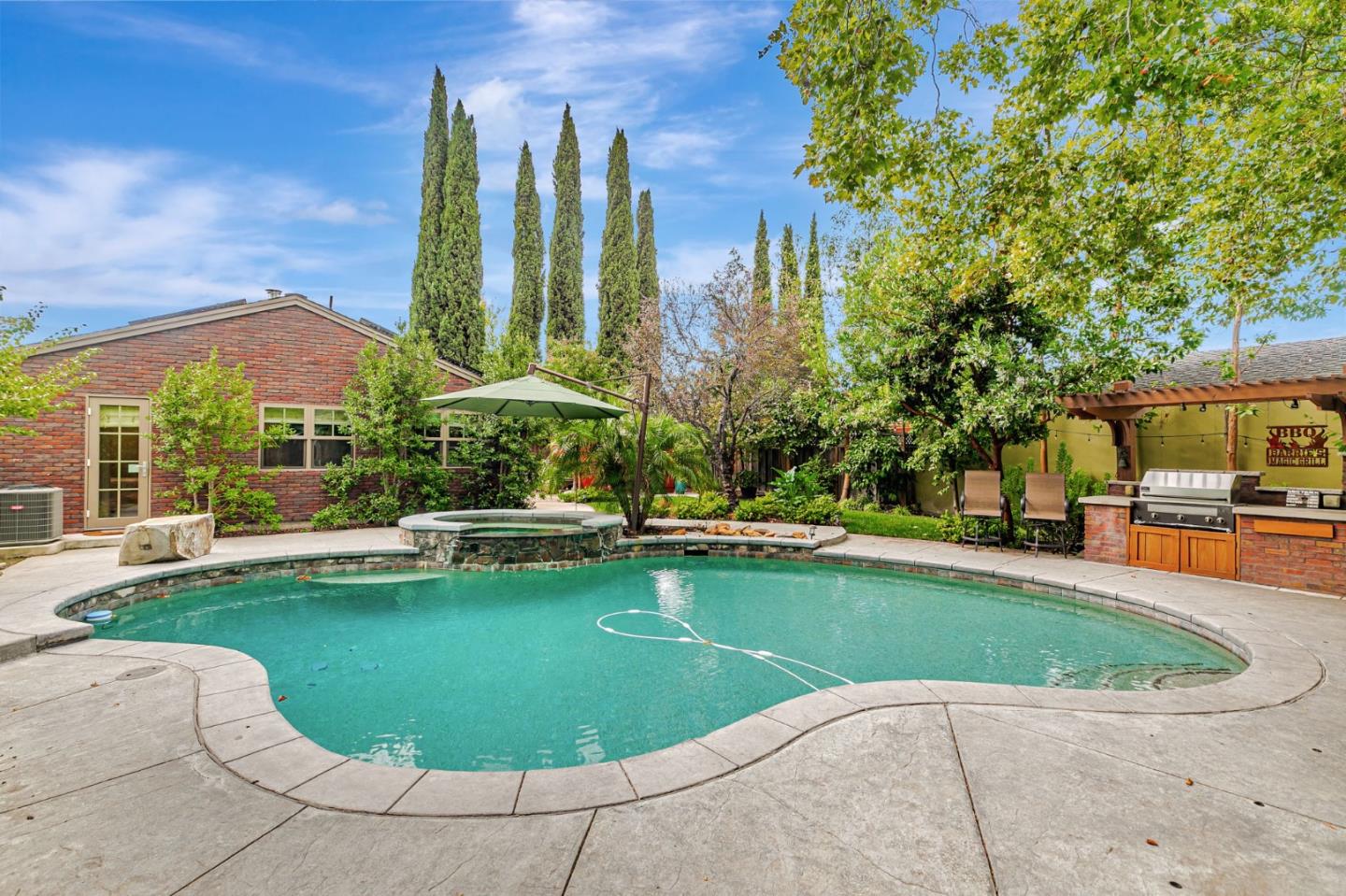 Detail Gallery Image 29 of 52 For 404 Shamrock Dr, Campbell,  CA 95008 - 4 Beds | 3 Baths