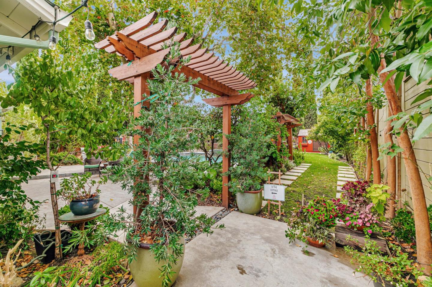 Detail Gallery Image 45 of 52 For 404 Shamrock Dr, Campbell,  CA 95008 - 4 Beds | 3 Baths