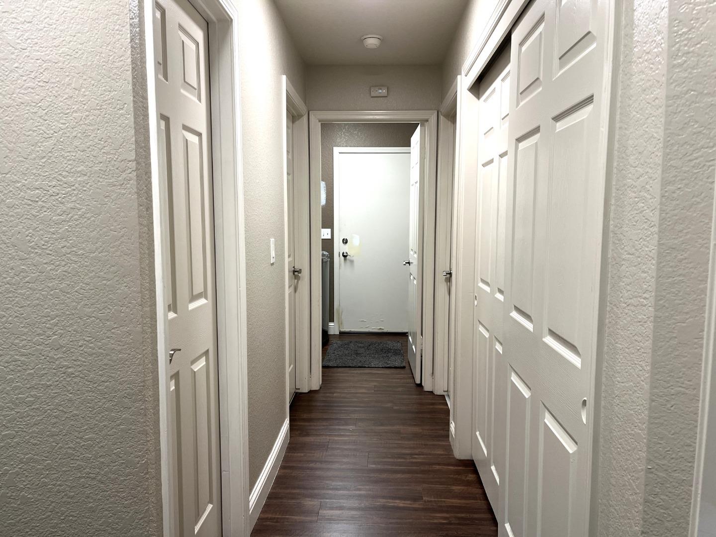 Detail Gallery Image 11 of 24 For 462 Chablis Way, Manteca,  CA 95337 - 3 Beds | 2 Baths