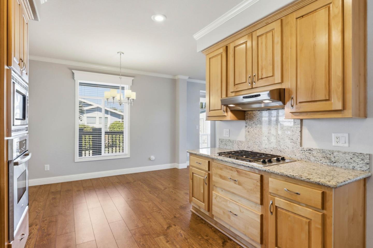 Detail Gallery Image 11 of 35 For 1225 Vienna Dr #243,  Sunnyvale,  CA 94089 - 3 Beds | 2 Baths