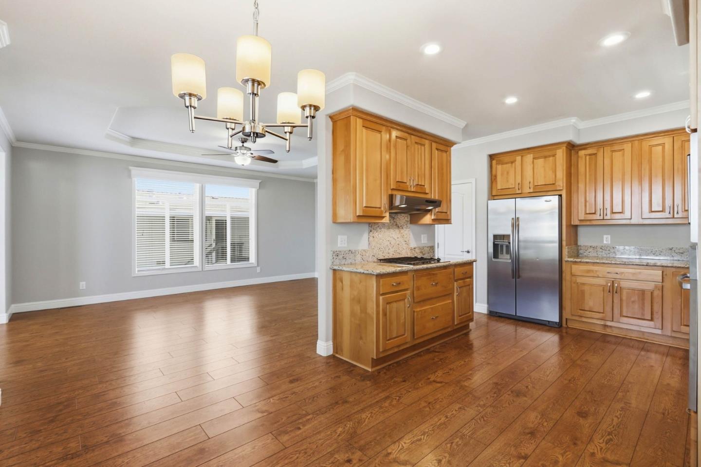 Detail Gallery Image 12 of 35 For 1225 Vienna Dr #243,  Sunnyvale,  CA 94089 - 3 Beds | 2 Baths