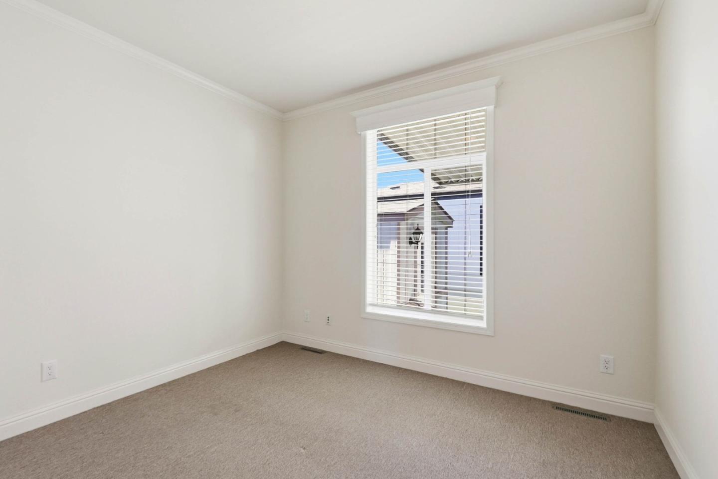 Detail Gallery Image 16 of 35 For 1225 Vienna Dr #243,  Sunnyvale,  CA 94089 - 3 Beds | 2 Baths