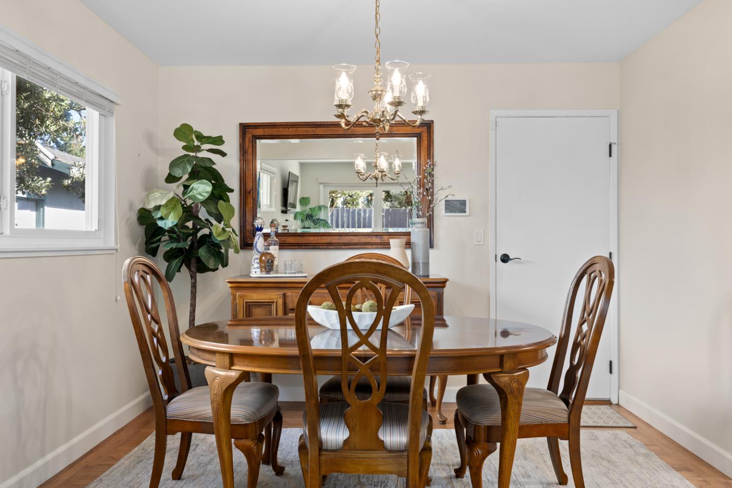 Detail Gallery Image 15 of 28 For 2560 Evergreen Dr, San Bruno,  CA 94066 - 3 Beds | 2 Baths