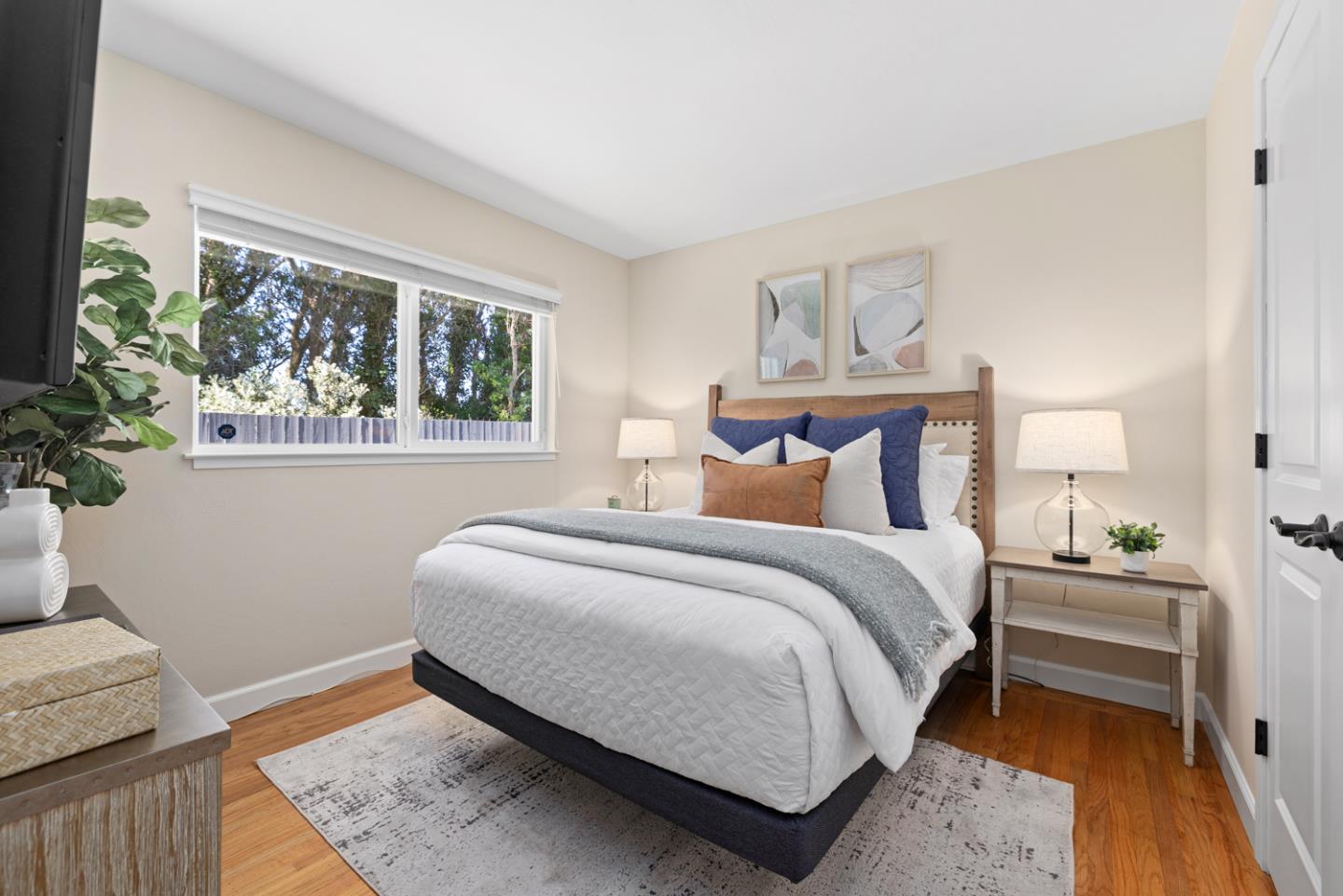 Detail Gallery Image 23 of 28 For 2560 Evergreen Dr, San Bruno,  CA 94066 - 3 Beds | 2 Baths