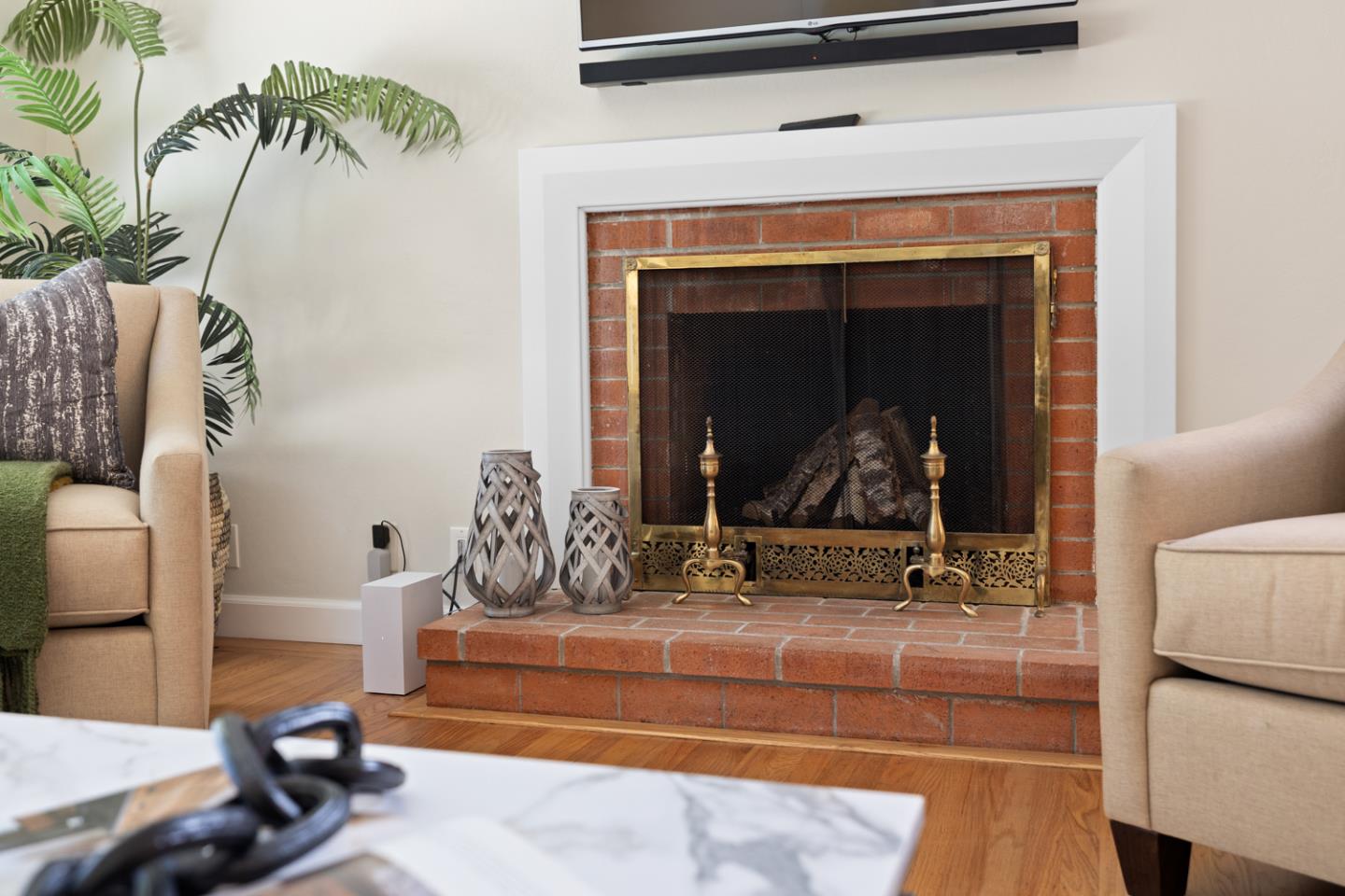 Detail Gallery Image 6 of 28 For 2560 Evergreen Dr, San Bruno,  CA 94066 - 3 Beds | 2 Baths