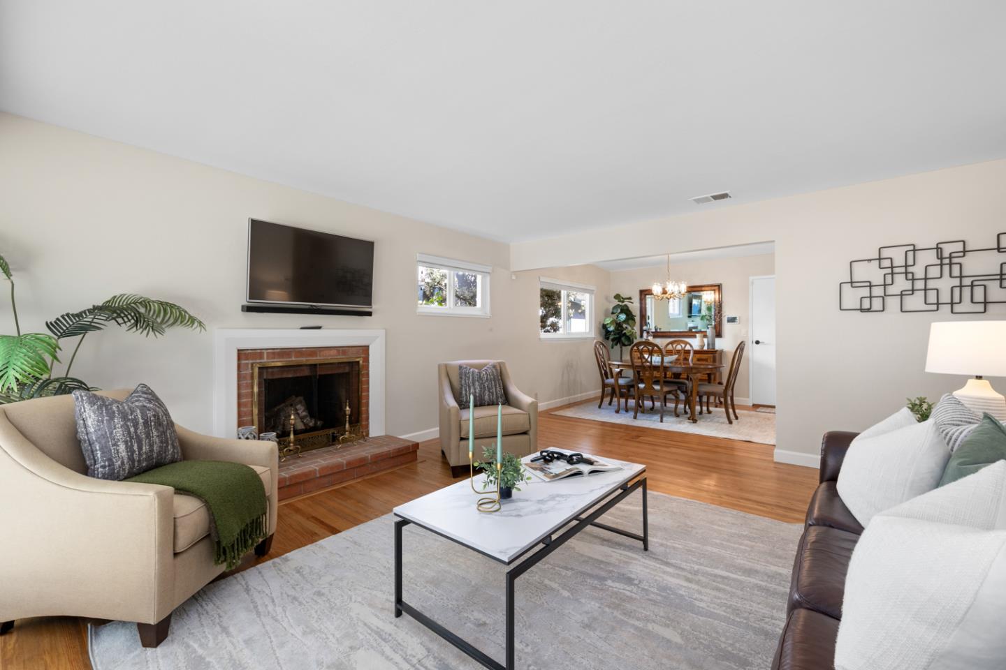 Detail Gallery Image 8 of 28 For 2560 Evergreen Dr, San Bruno,  CA 94066 - 3 Beds | 2 Baths