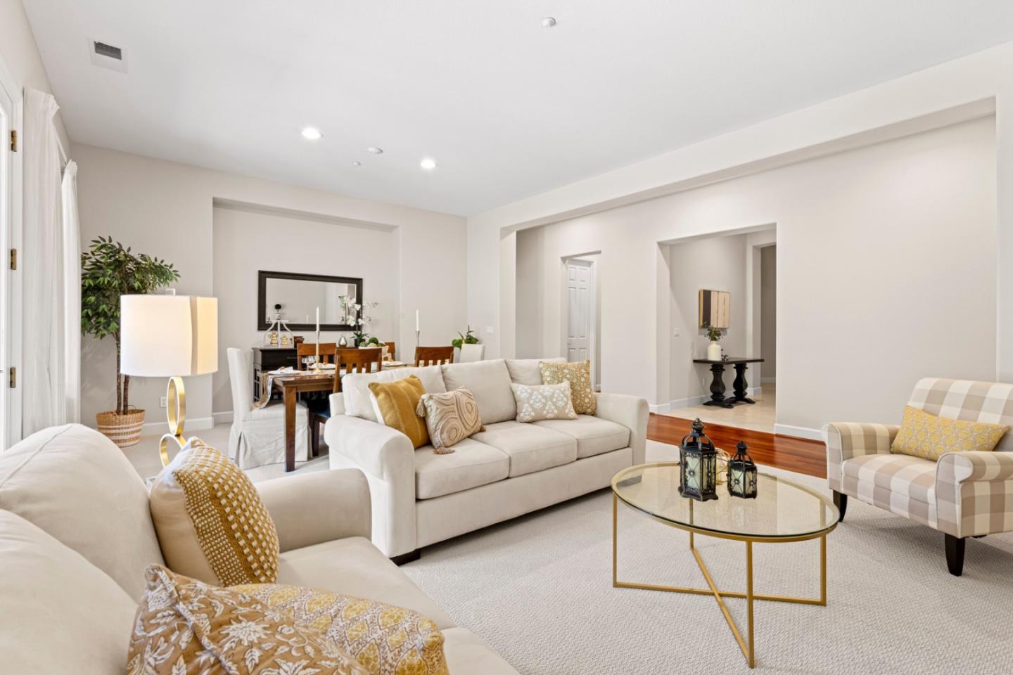 Detail Gallery Image 14 of 72 For 7071 Eagle Ridge Dr, Gilroy,  CA 95020 - 4 Beds | 2/1 Baths