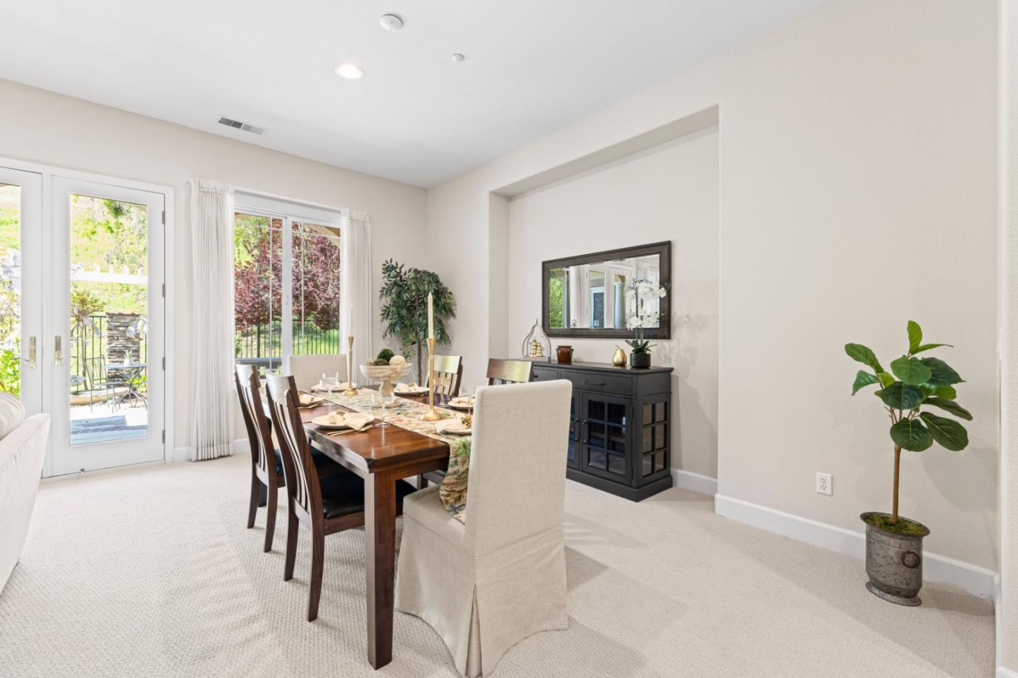 Detail Gallery Image 17 of 72 For 7071 Eagle Ridge Dr, Gilroy,  CA 95020 - 4 Beds | 2/1 Baths