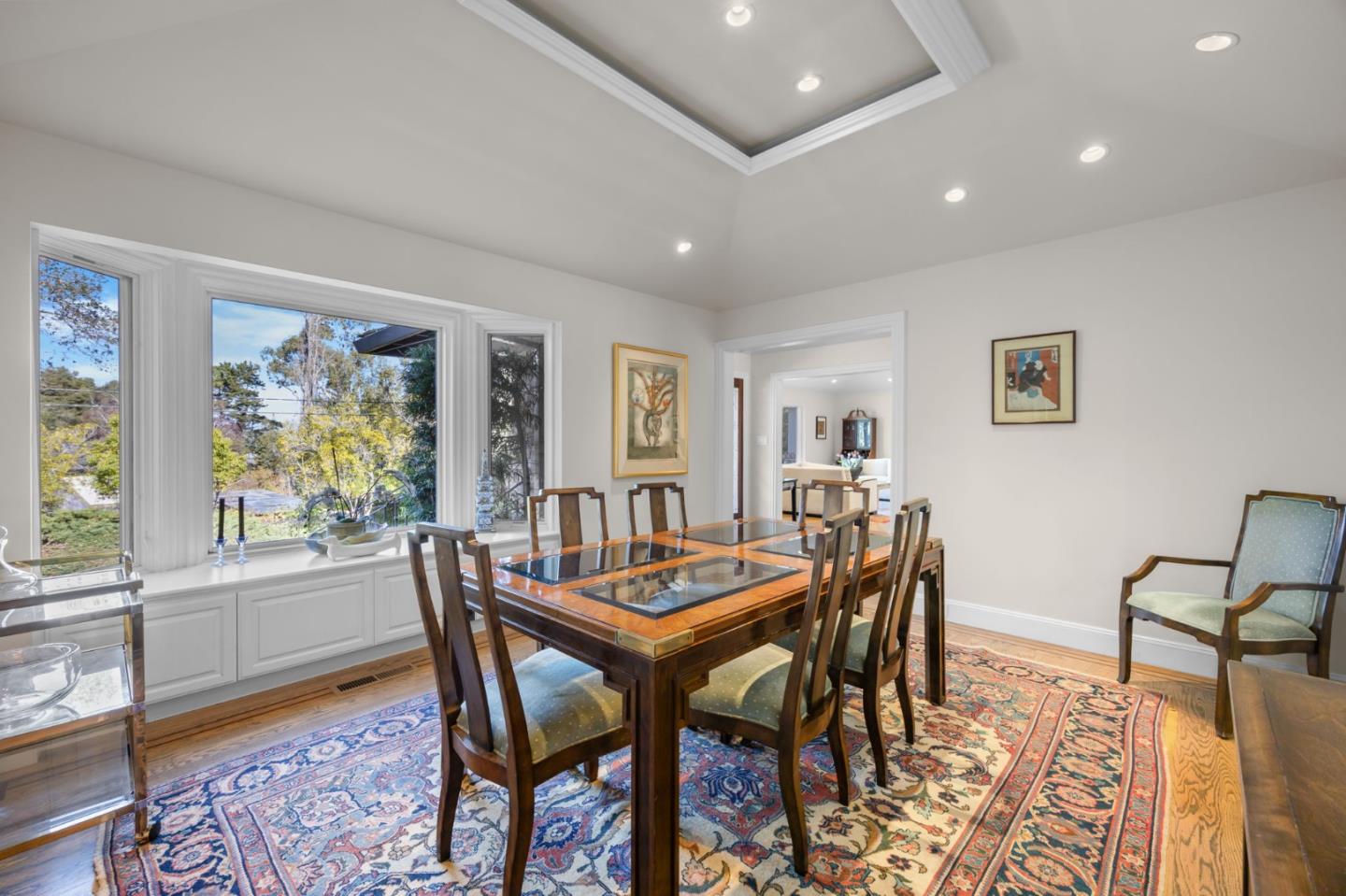 Detail Gallery Image 5 of 21 For 915 Link Rd, Hillsborough,  CA 94010 - 4 Beds | 3 Baths