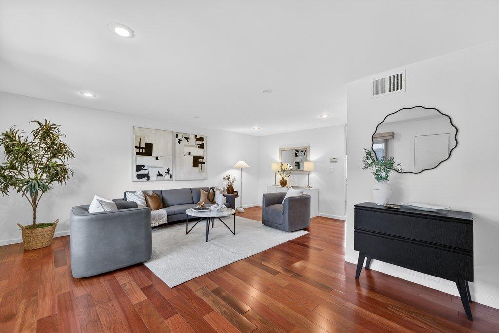 Photo #4: ML82037479 Listing: Photo #4