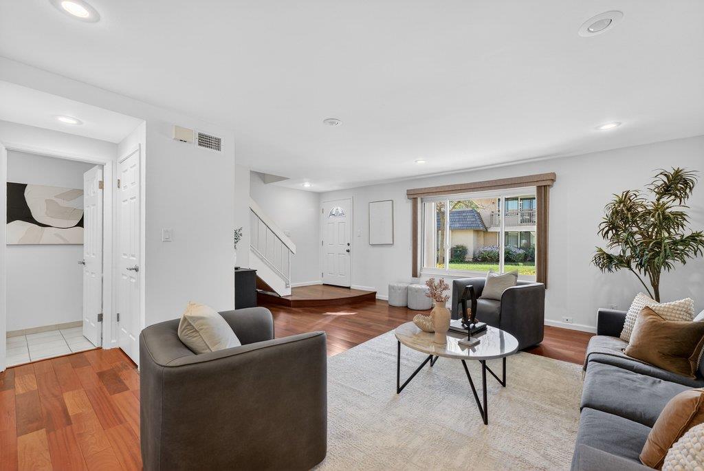 Photo #5: ML82037479 Listing: Photo #5