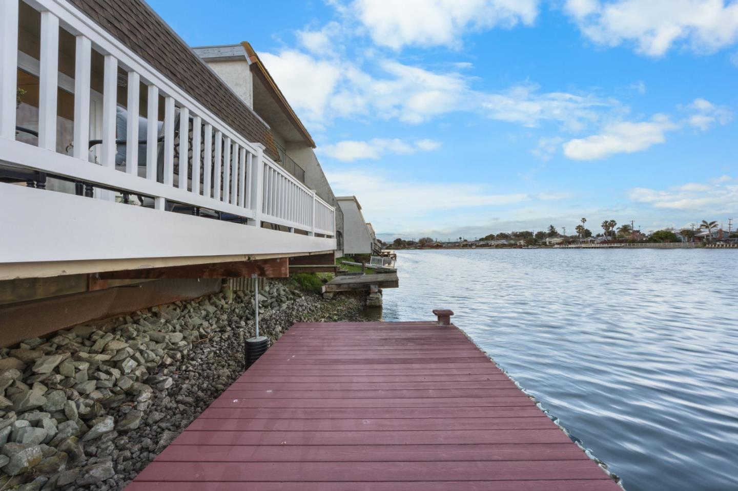 Detail Gallery Image 18 of 24 For 1457 Shoal Dr, San Mateo,  CA 94404 - 2 Beds | 2 Baths