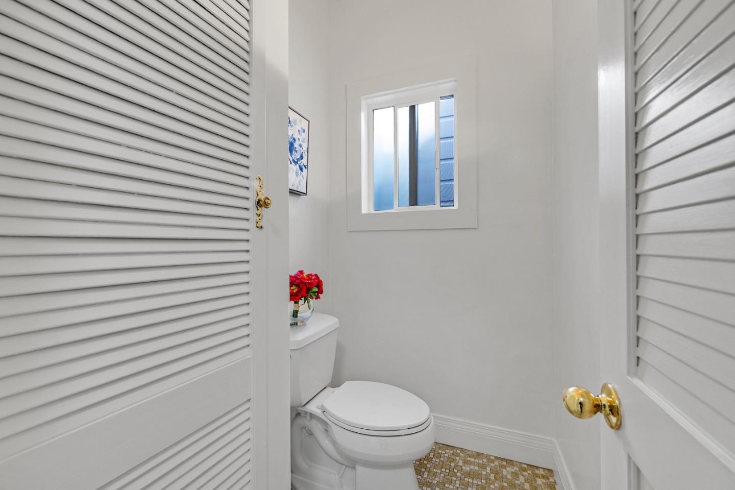 Detail Gallery Image 12 of 23 For 569 Winchester St, Daly City,  CA 94014 - 3 Beds | 1 Baths