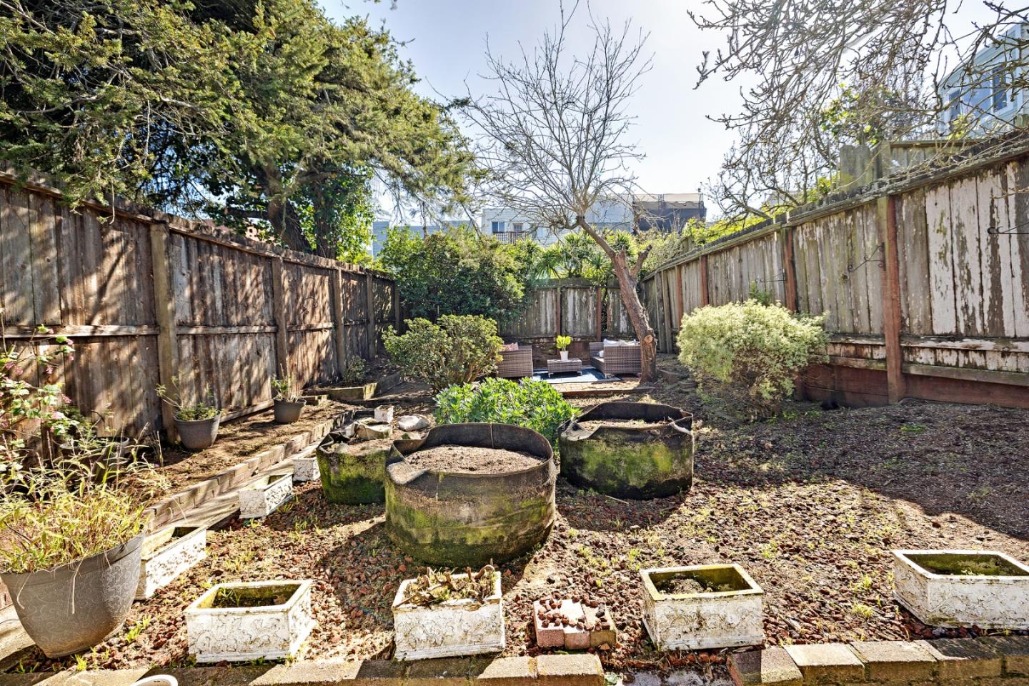 Detail Gallery Image 19 of 23 For 569 Winchester St, Daly City,  CA 94014 - 3 Beds | 1 Baths