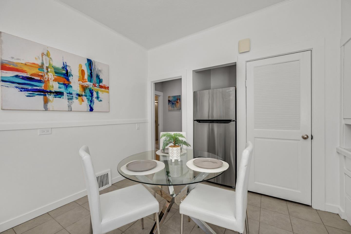 Detail Gallery Image 7 of 23 For 569 Winchester St, Daly City,  CA 94014 - 3 Beds | 1 Baths