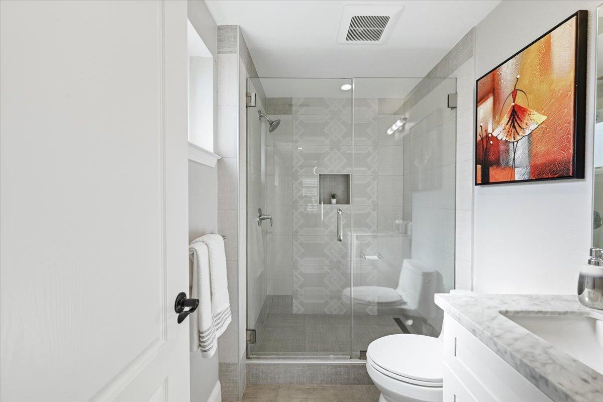 Detail Gallery Image 12 of 27 For 1325 Araujo Street, San Jose,  CA 95131 - 4 Beds | 4 Baths