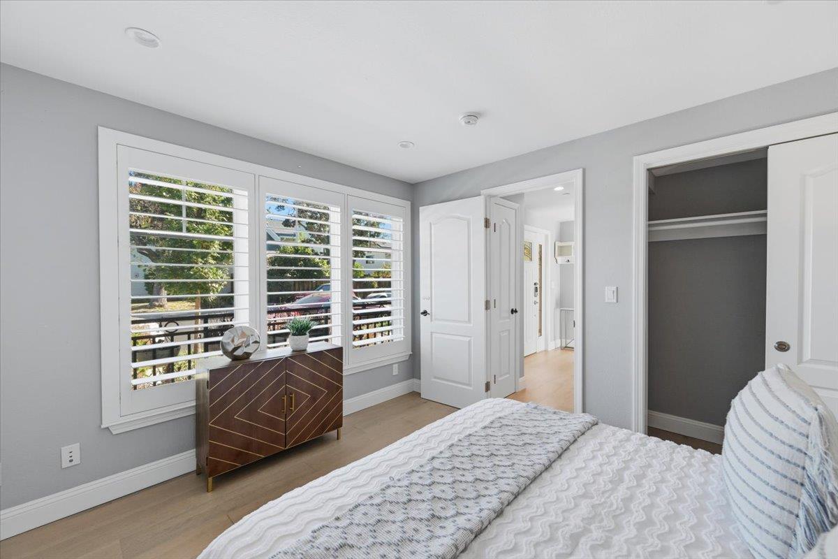 Detail Gallery Image 3 of 27 For 1325 Araujo Street, San Jose,  CA 95131 - 4 Beds | 4 Baths