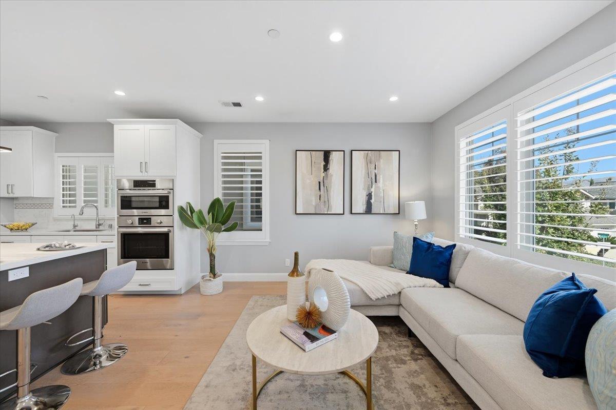 Detail Gallery Image 5 of 27 For 1325 Araujo Street, San Jose,  CA 95131 - 4 Beds | 4 Baths