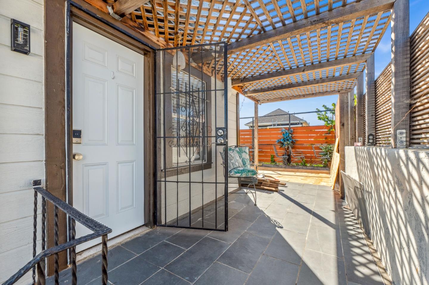 Detail Gallery Image 3 of 59 For 2443-2445 24th Ave, Oakland,  CA 94601 - – Beds | – Baths