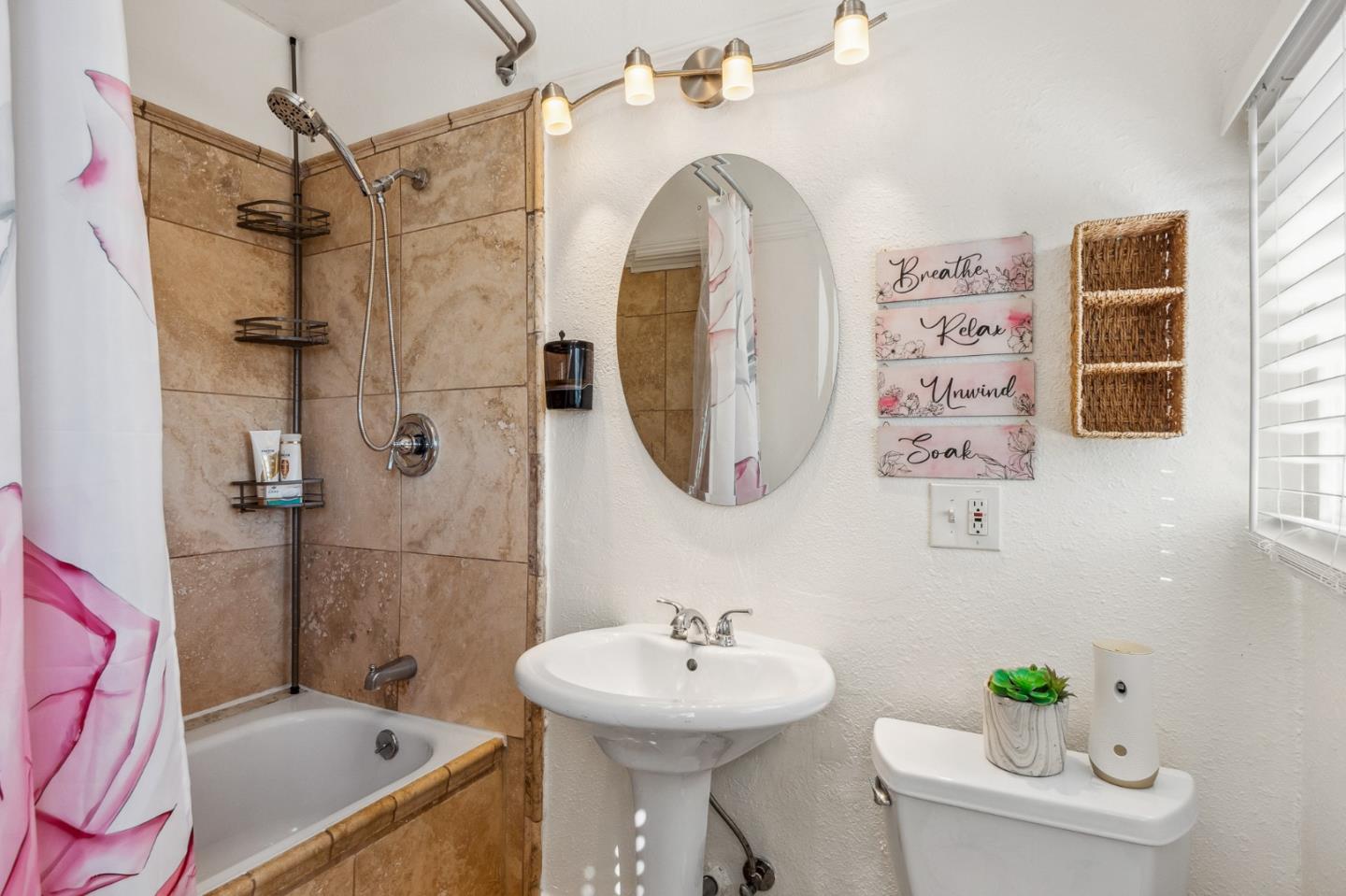 Detail Gallery Image 32 of 59 For 2443-2445 24th Ave, Oakland,  CA 94601 - – Beds | – Baths