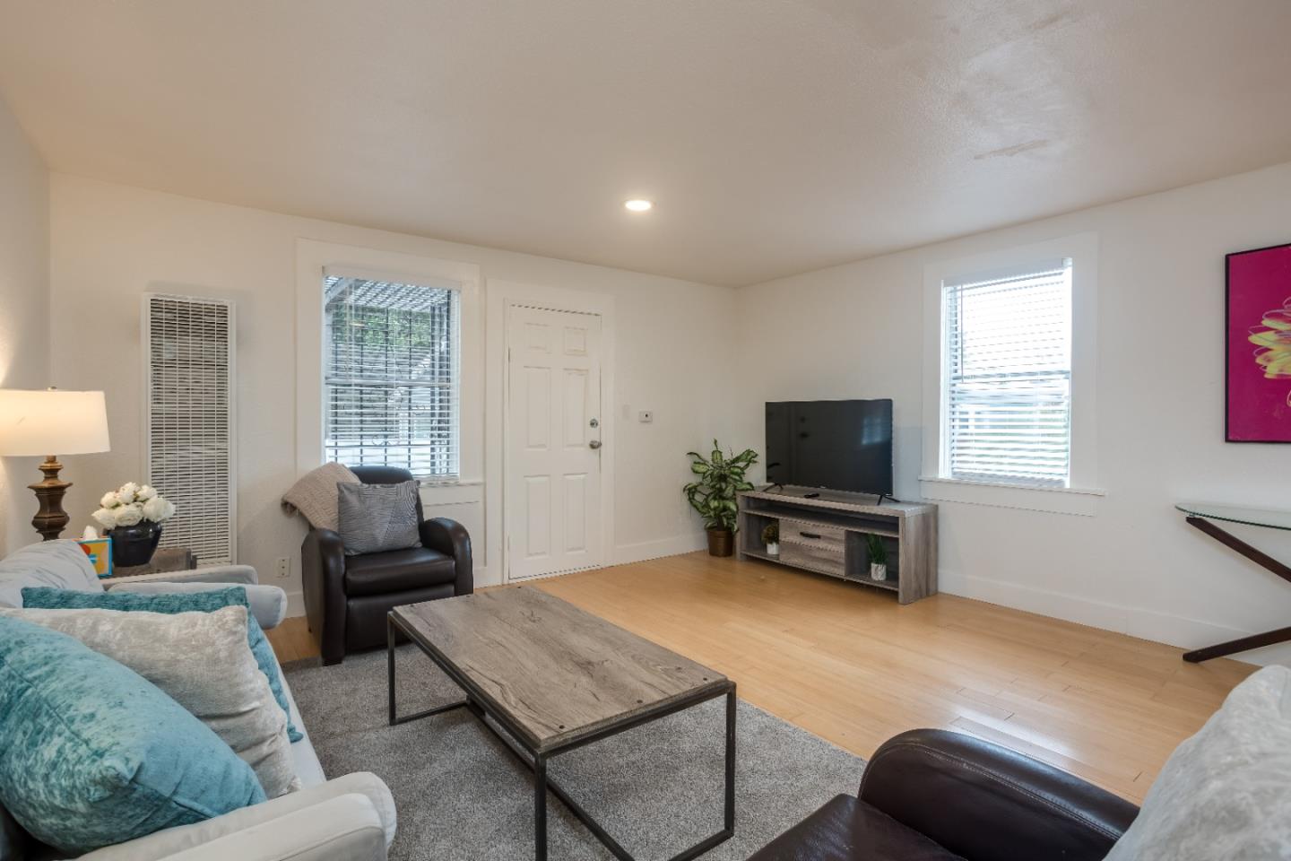 Detail Gallery Image 41 of 59 For 2443-2445 24th Ave, Oakland,  CA 94601 - – Beds | – Baths