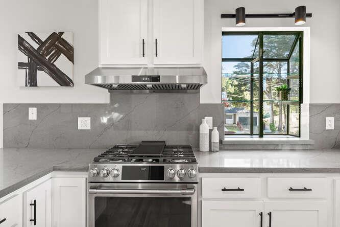 Detail Gallery Image 14 of 42 For 235 Beverly Pl, Pacifica,  CA 94044 - 3 Beds | 2 Baths