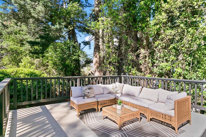 Detail Gallery Image 18 of 42 For 235 Beverly Pl, Pacifica,  CA 94044 - 3 Beds | 2 Baths