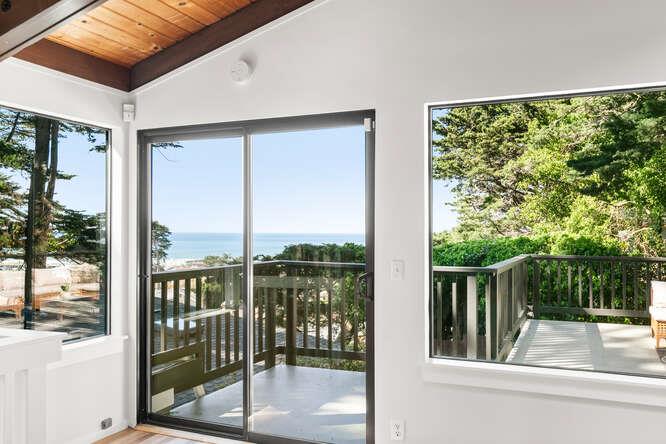 Detail Gallery Image 6 of 42 For 235 Beverly Pl, Pacifica,  CA 94044 - 3 Beds | 2 Baths