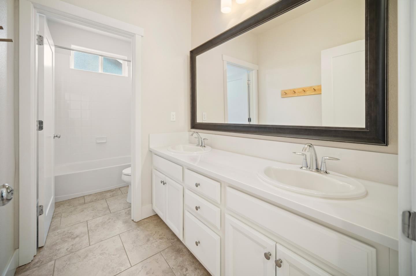 Detail Gallery Image 23 of 37 For 14454 Lee Ave, East Garrison,  CA 93933 - 4 Beds | 3 Baths