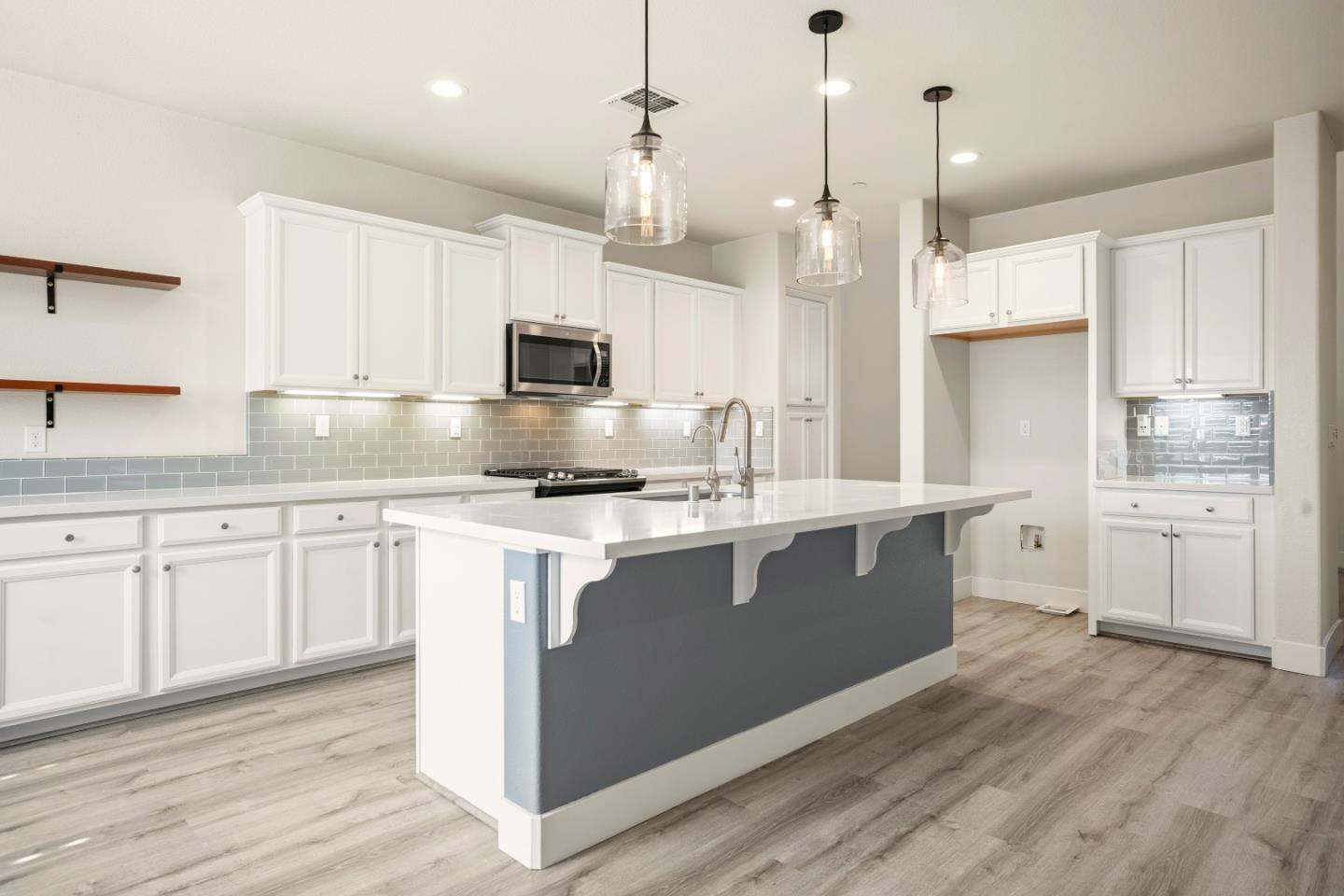 Detail Gallery Image 7 of 37 For 14454 Lee Ave, East Garrison,  CA 93933 - 4 Beds | 3 Baths