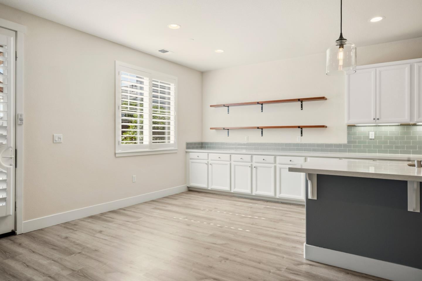 Detail Gallery Image 9 of 37 For 14454 Lee Ave, East Garrison,  CA 93933 - 4 Beds | 3 Baths