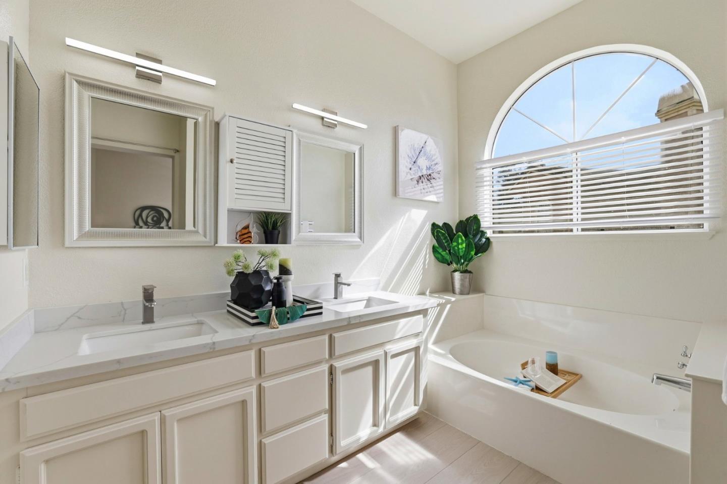 Photo #31: ML82037489 Listing: Photo #31