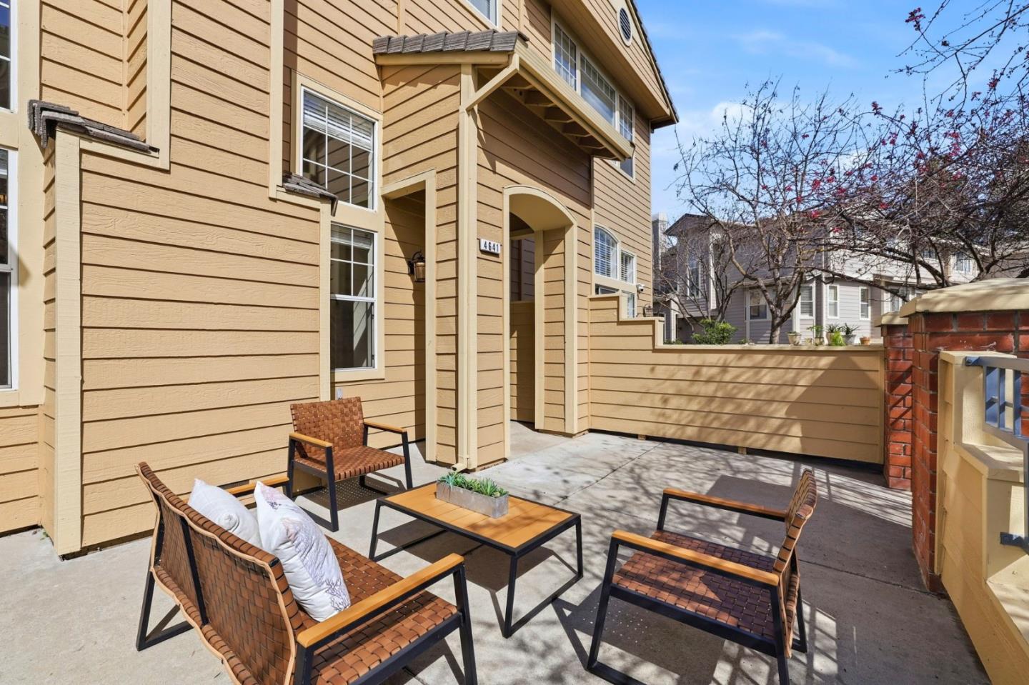 Photo #5: ML82037489 Listing: Photo #5