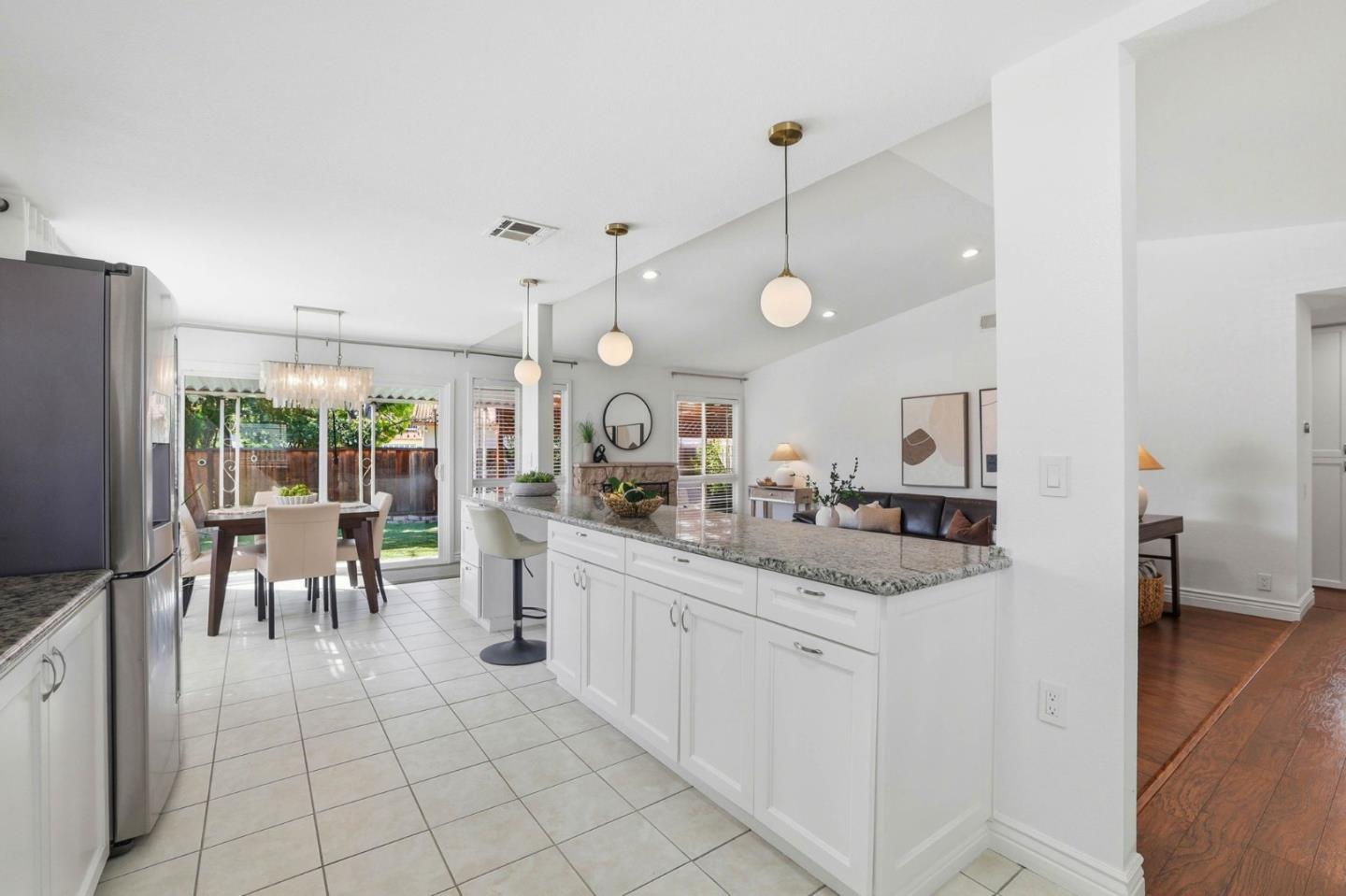 Detail Gallery Image 15 of 44 For 536 Glenburry Way, San Jose,  CA 95123 - 3 Beds | 2 Baths