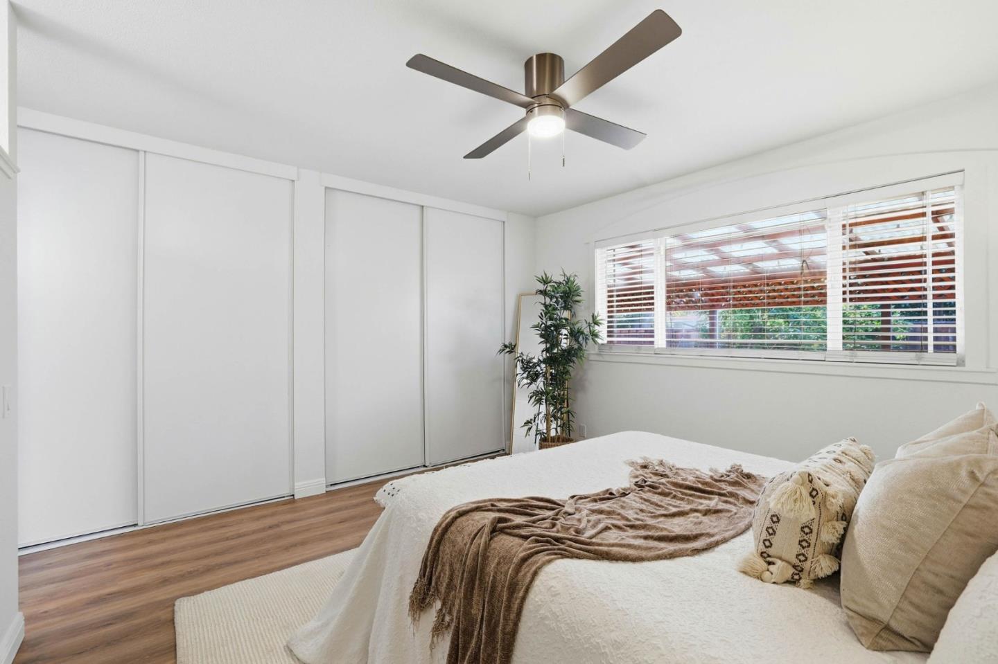 Detail Gallery Image 21 of 44 For 536 Glenburry Way, San Jose,  CA 95123 - 3 Beds | 2 Baths