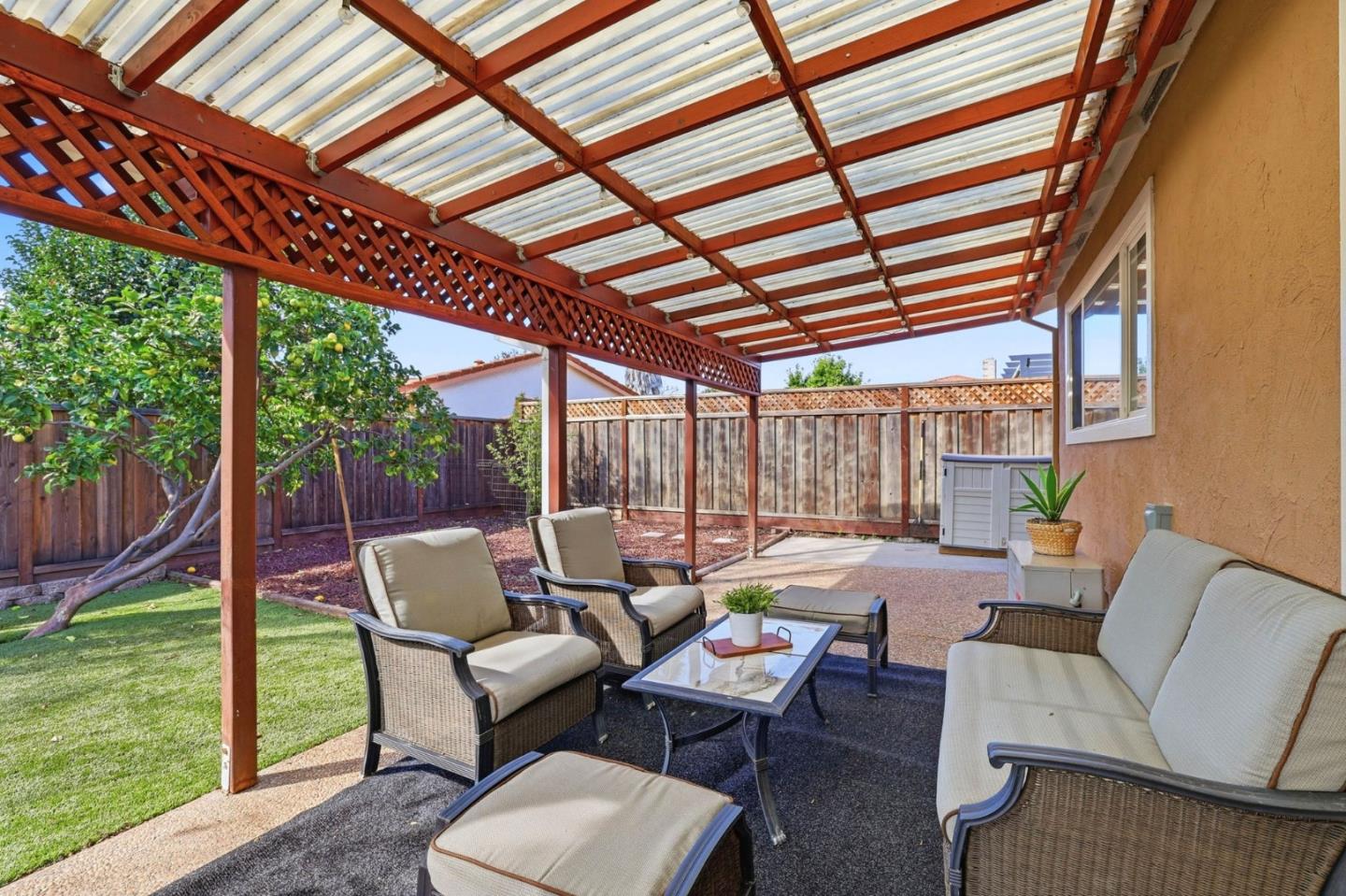 Detail Gallery Image 34 of 44 For 536 Glenburry Way, San Jose,  CA 95123 - 3 Beds | 2 Baths