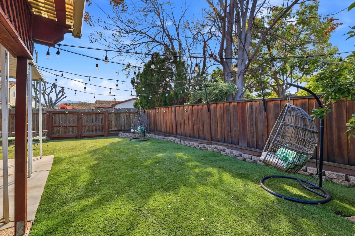 Detail Gallery Image 35 of 44 For 536 Glenburry Way, San Jose,  CA 95123 - 3 Beds | 2 Baths