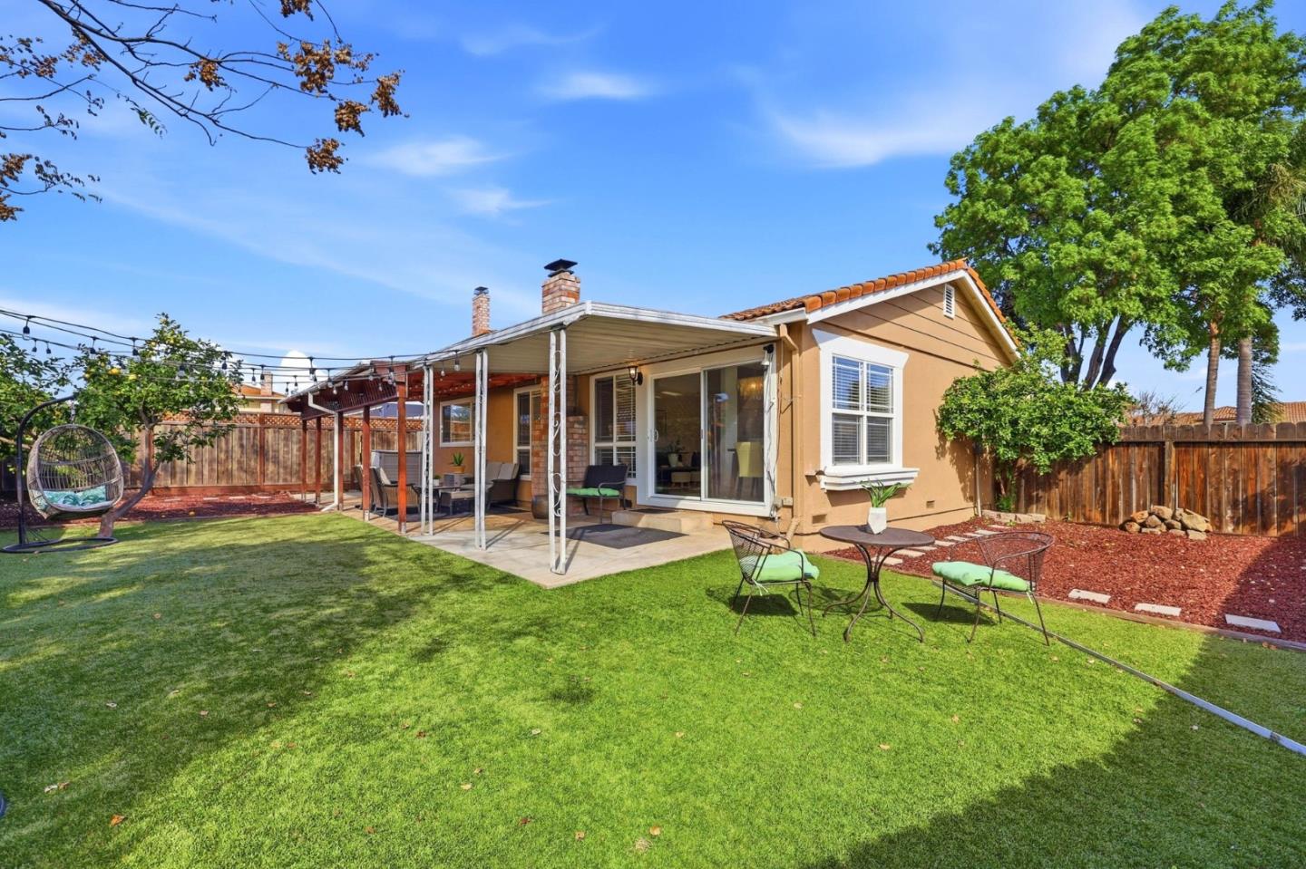 Detail Gallery Image 38 of 44 For 536 Glenburry Way, San Jose,  CA 95123 - 3 Beds | 2 Baths