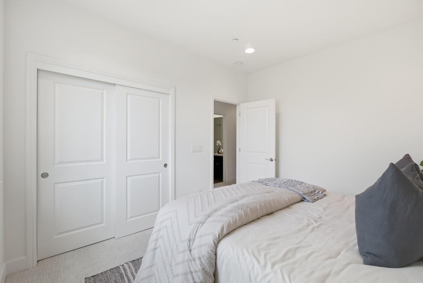 Photo #16: ML82037491 Listing: Photo #16