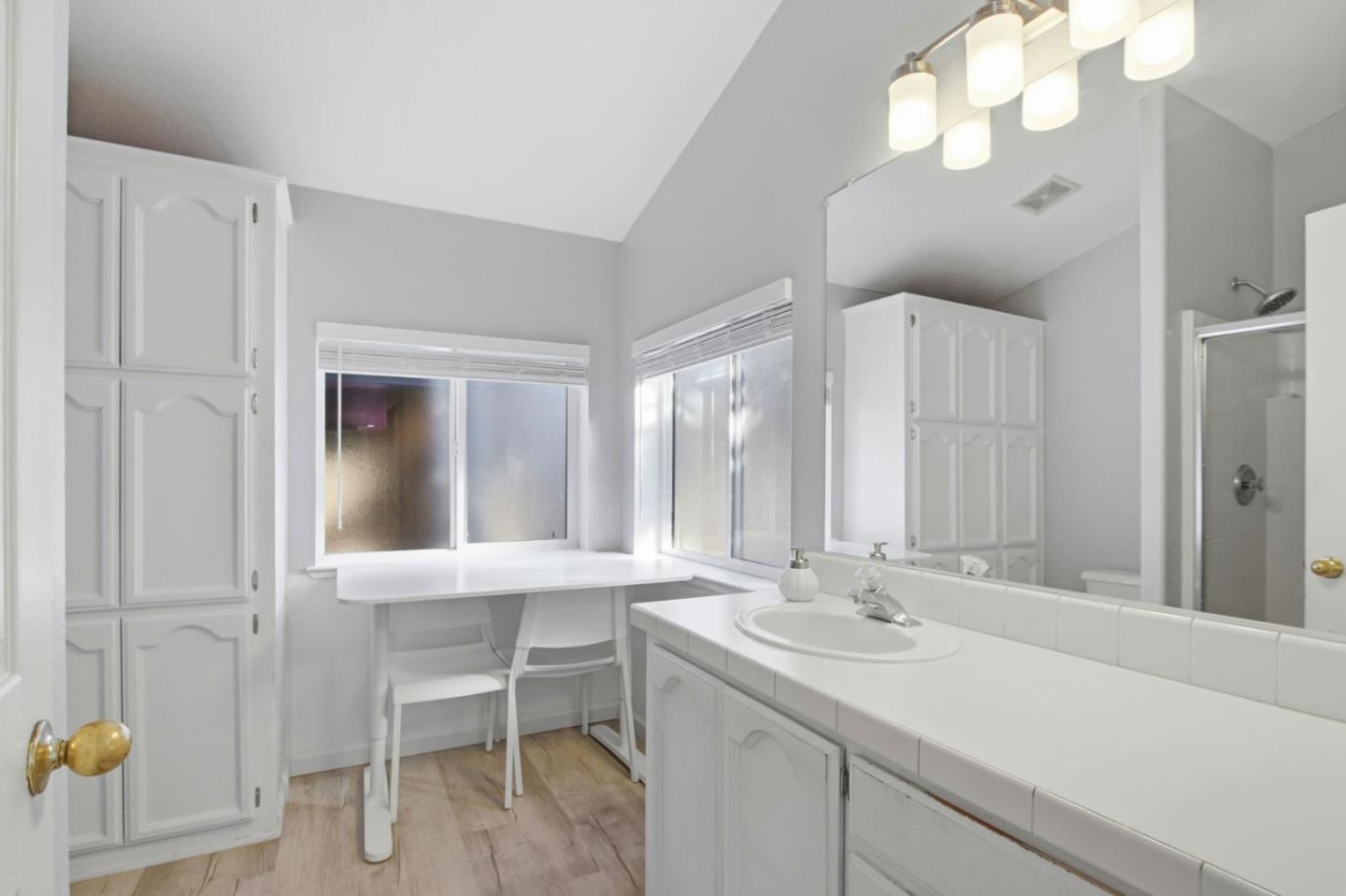 Detail Gallery Image 24 of 39 For 191 El Camino Real #146,  Mountain View,  CA 94040 - 3 Beds | 2 Baths