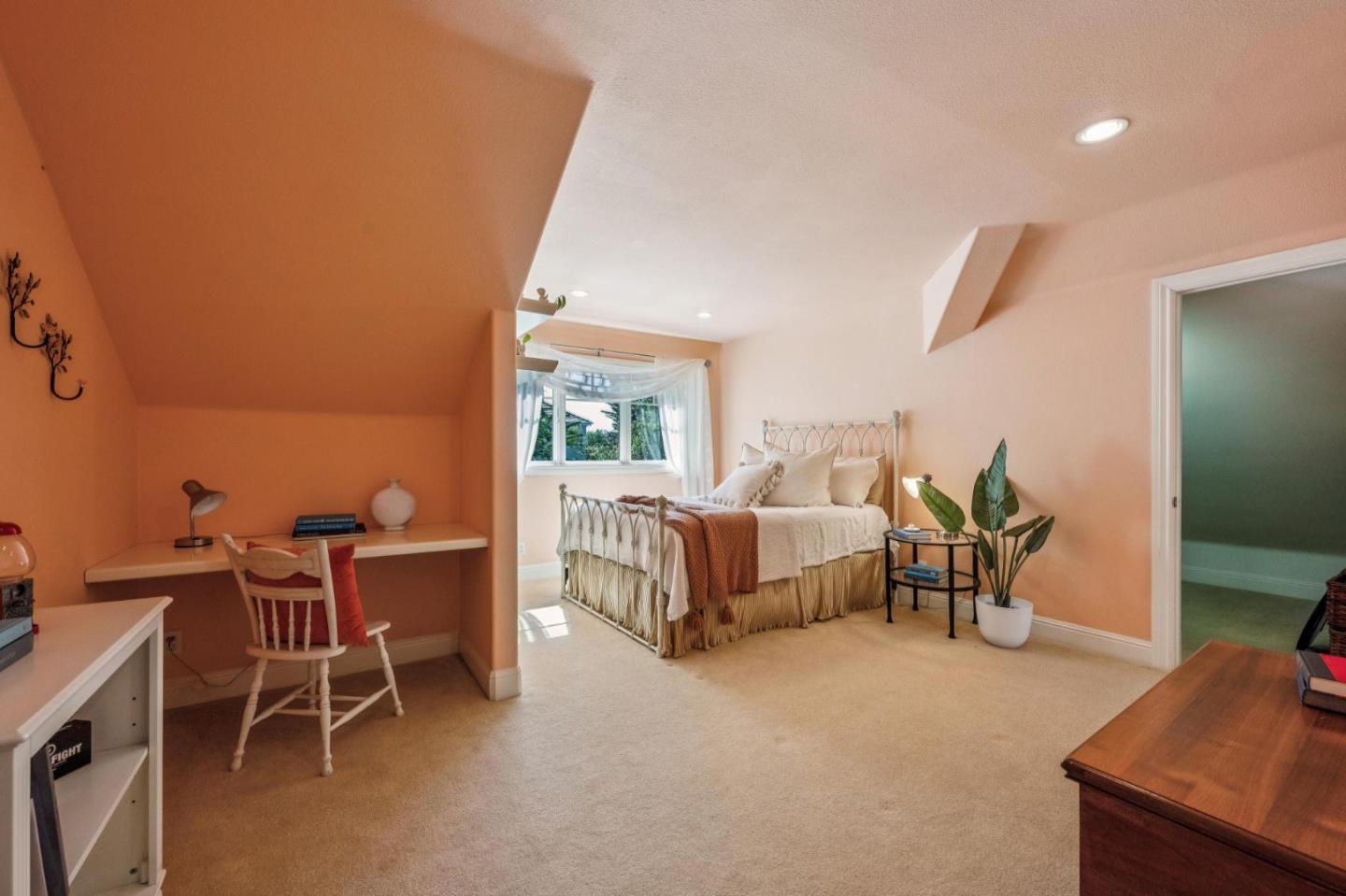 Detail Gallery Image 40 of 57 For 66 Spyglass Ct, Half Moon Bay,  CA 94019 - 6 Beds | 4 Baths