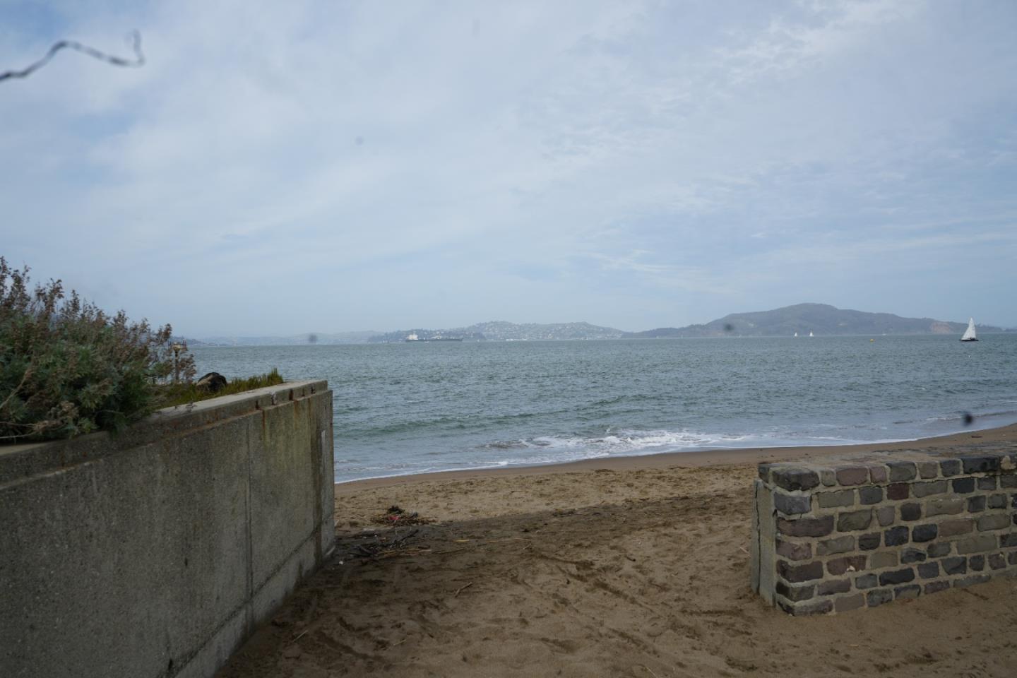 Detail Gallery Image 10 of 13 For 1921 Jefferson St #205,  San Francisco,  CA 94123 - 2 Beds | 2 Baths