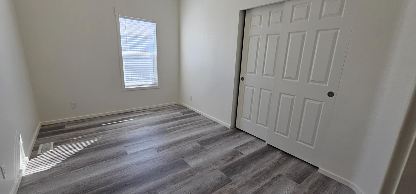 Detail Gallery Image 5 of 7 For 500 W 10th St #140,  Gilroy,  CA 95020 - 3 Beds | 2 Baths