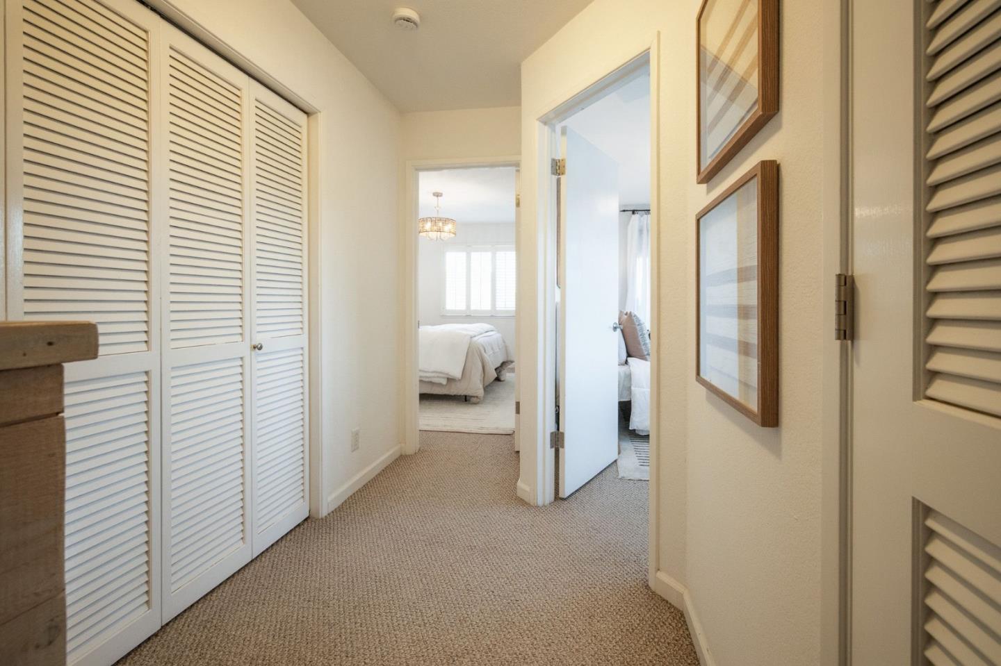 Detail Gallery Image 15 of 27 For 504 Ocean Ave #4,  Monterey,  CA 93940 - 2 Beds | 1/1 Baths
