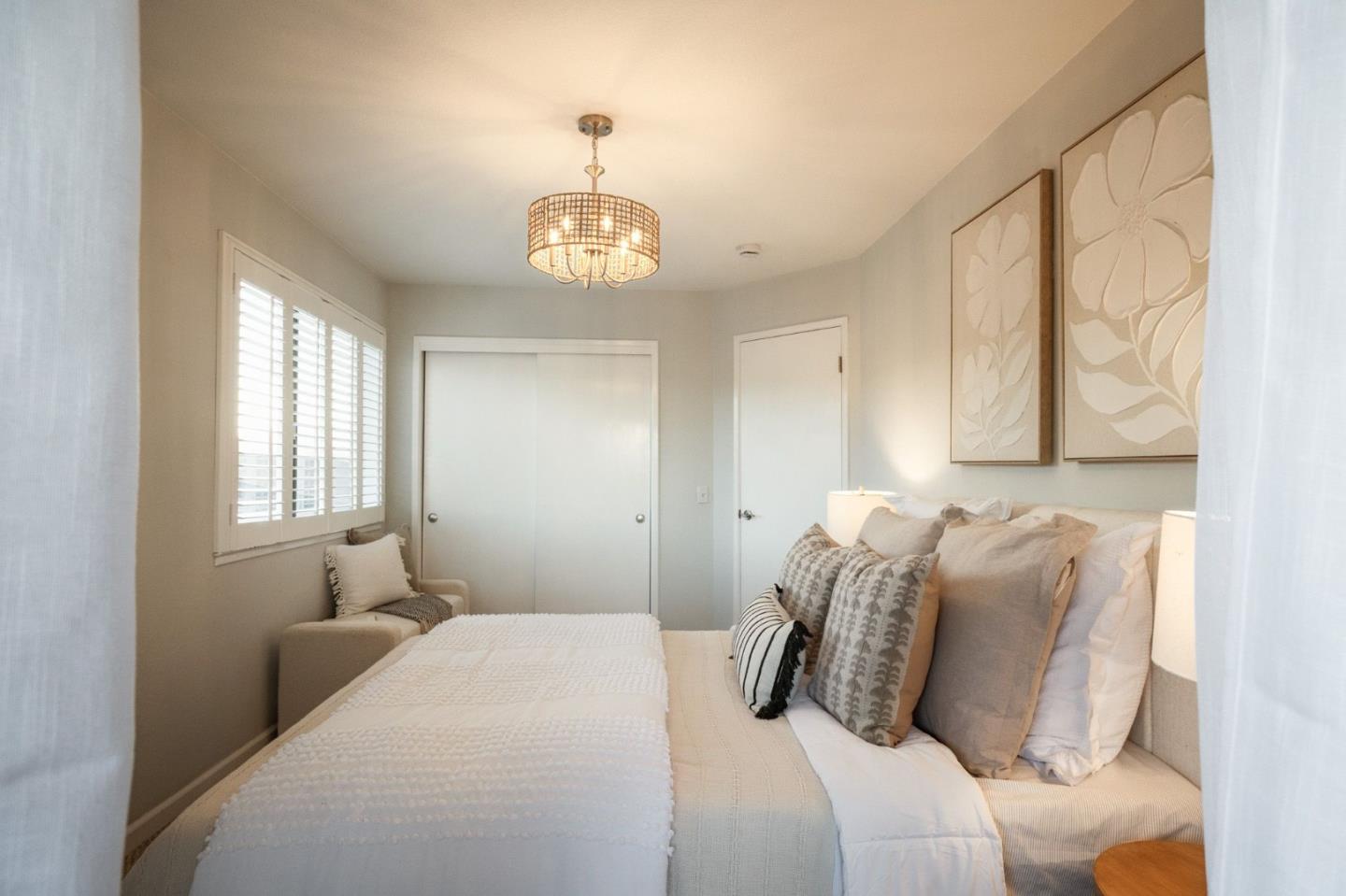 Detail Gallery Image 18 of 27 For 504 Ocean Ave #4,  Monterey,  CA 93940 - 2 Beds | 1/1 Baths