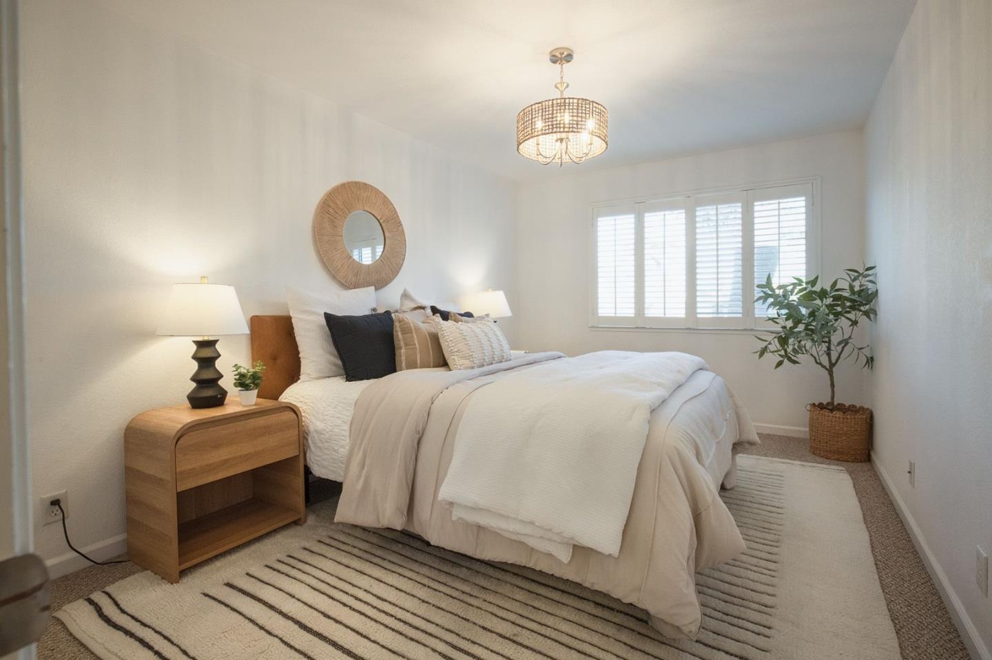 Detail Gallery Image 19 of 27 For 504 Ocean Ave #4,  Monterey,  CA 93940 - 2 Beds | 1/1 Baths